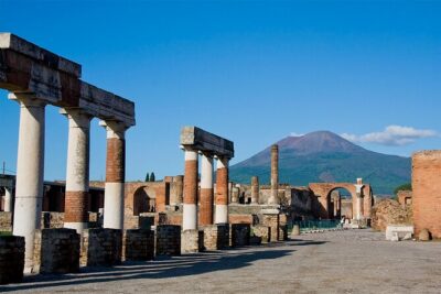 Pompeii private tour with expert guide in archaeology - Where you meet: Coffee Shop Vittoria on Via Mare