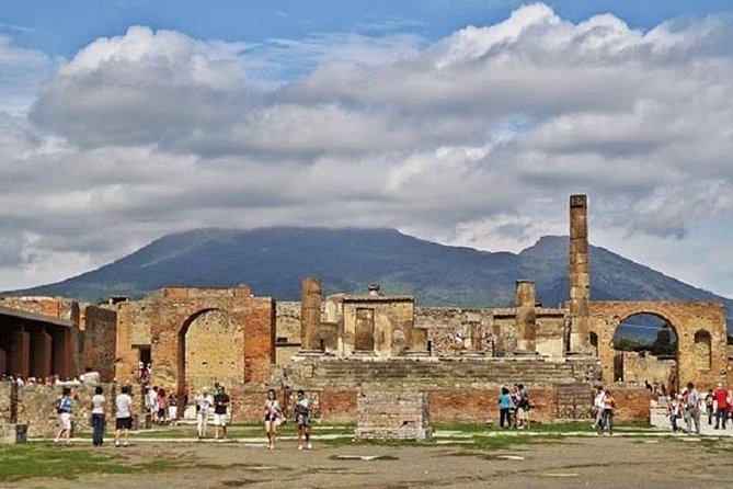 Pompeii Skip-the-Line Entry & Guided Tour with a certified guide - Express entry: what it gets you (and what it doesn’t)
