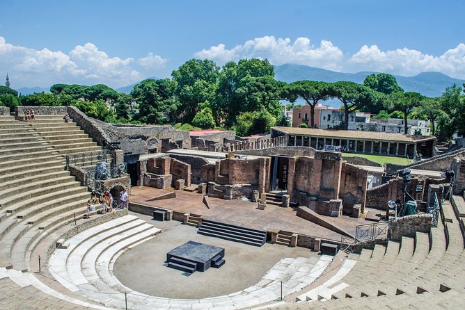 Pompeii: Skip-the-line-Ticket with Guided Tour - Group Size, Language, and Pace: The “Up to 20” Advantage