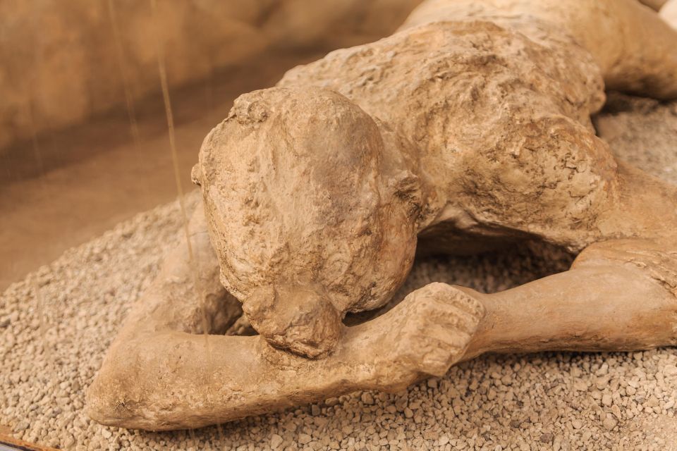 Pompeii Skip the line ticket+transfer from Naples - Comfort, heat, and the timing trade-off you should plan for