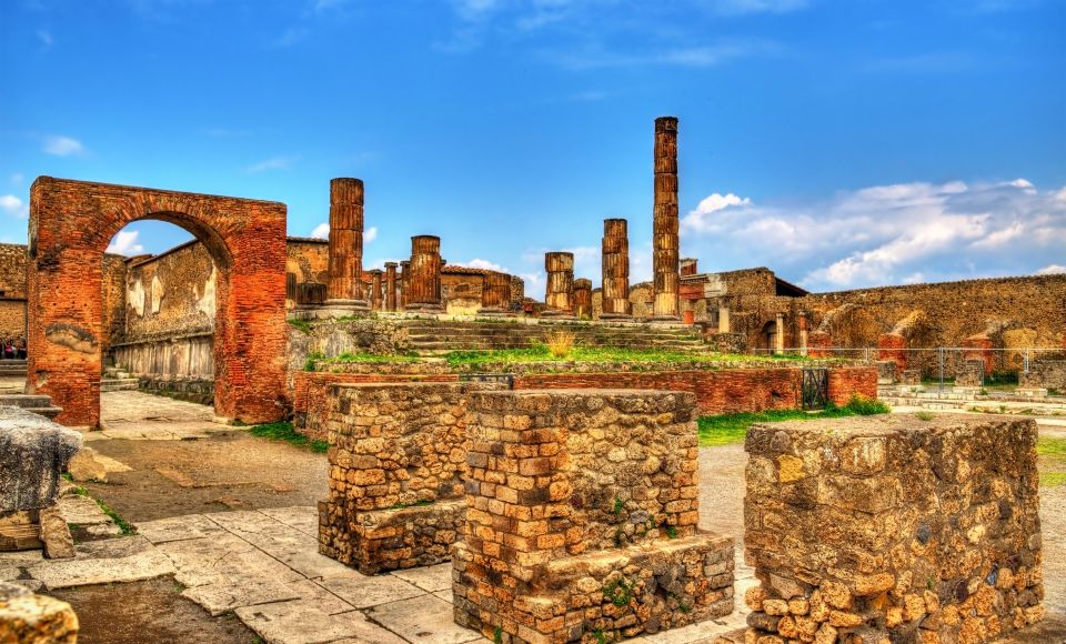 Pompeii Skip the line ticket+transfer from Naples - Price and value: does $77 make sense for a Naples day trip?