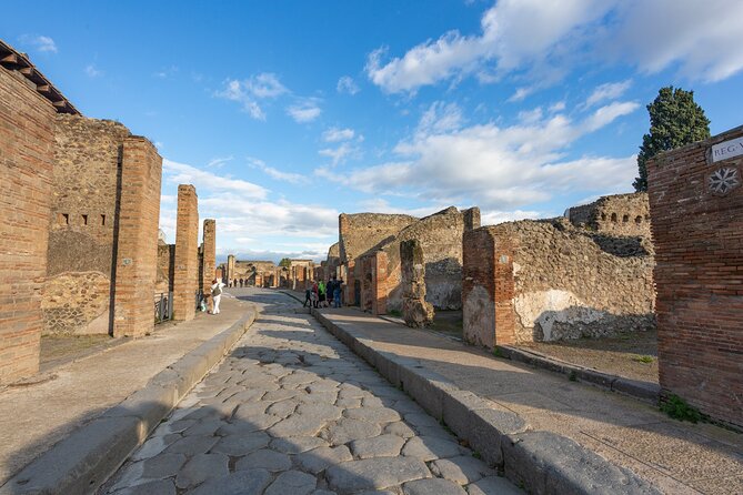 Pompeii Skip-the-Line Tour – Private and limited group options - Key highlights and practical value