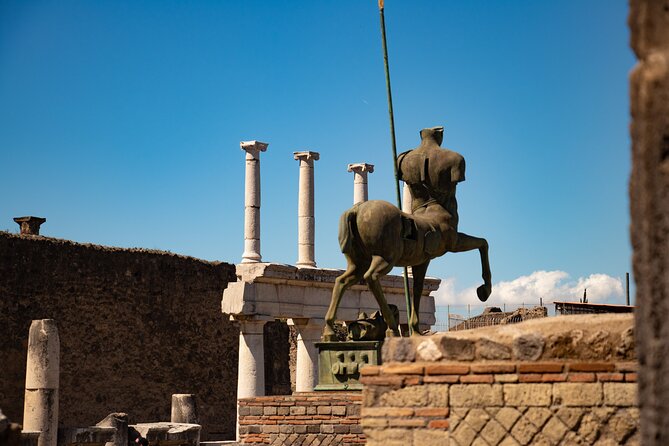 Pompeii Skip-the-Line Tour – Private and limited group options - Dress code, shoes, bags, and other rules that can make or break your entry