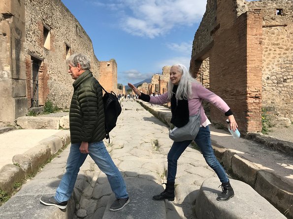 Pompeii Small Group Tour - Tickets Included - Skip-the-line + mobile ticket: less hassle before you start walking