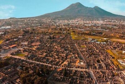 Pompeii small group tour with skip-the-line entrance included - Two hours in Pompeii Archaeological Park: what you’ll actually see