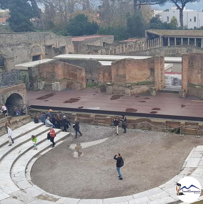 Pompeii Tour with Archaeological Expert and Lunch - The Lupanare frescoes: uncomfortable, fascinating, and contextual