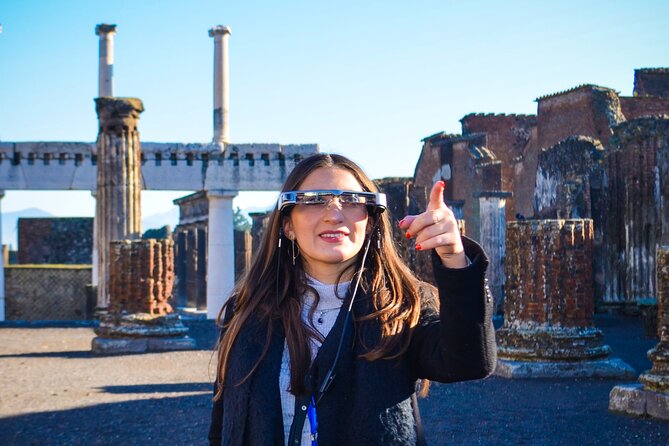Pompeii: walking tour with 3D glasses and with entrance ticket - Using the AR glasses: easy once you’re wearing them