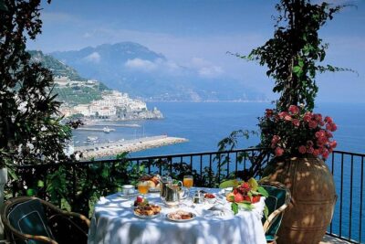 Private Amalfi Coast By Car And By Boat Day Trip - Morning pickup from Naples: what that 8:00 to 9:00 window really means