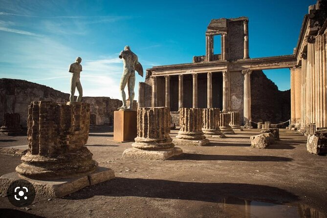 Private and Guided day in Pompeii and Vesuvius from Naples - Vesuvius: reaching crater area with a real climb