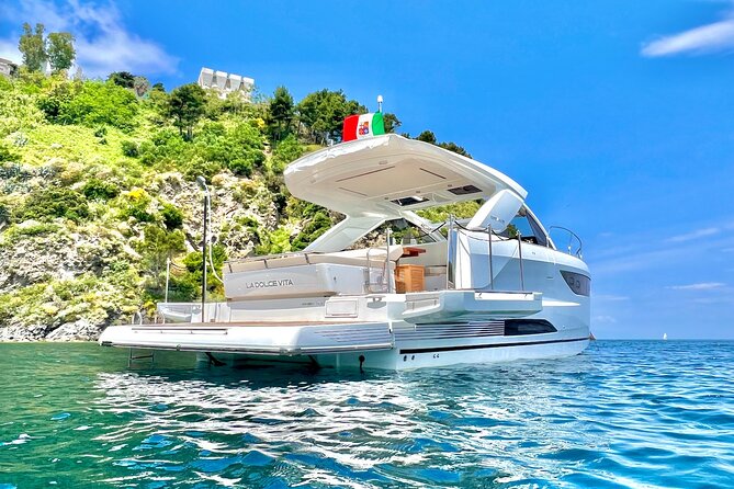 Private boat tour from Naples to Capri+Amalfi Coast JEANNEAU DB43 - Lunch in Capri: Pick a Restaurant Early or Pay the Price