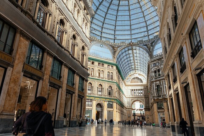 Private City Kickstart Tour: Naples - Piazza del Plebiscito: Renovated Naples in a Grand Square