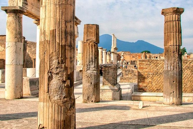 Private Guided Tour of Pompeii. Sunset Tour - Starting at Pompei Porta Marina: the easiest entry point
