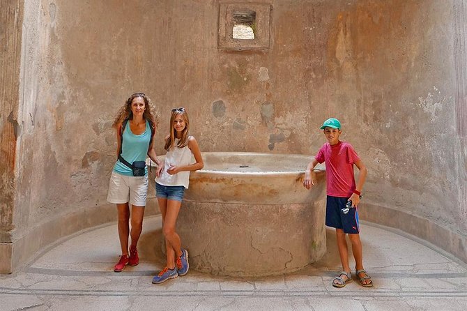 Private Herculaneum Tour for Kids and Families - The 2-hour route through a city frozen by Vesuvius