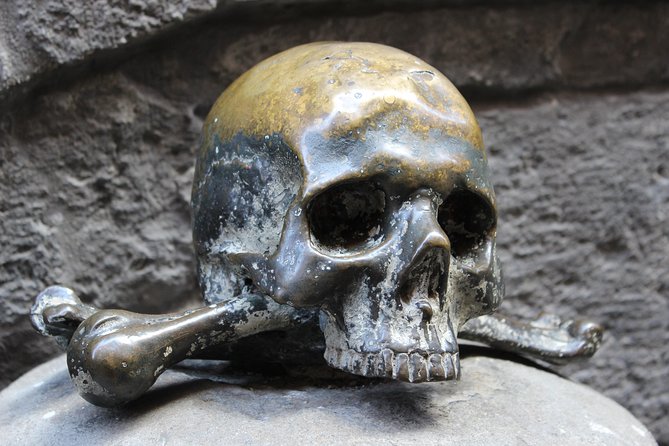 Private Tour. Chapel of San Severo and the H. Centre of Naples - Small-group private feel: why eight people is a sweet spot