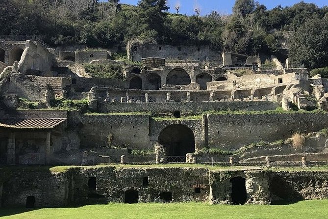 Private Tour from Naples to Phlegrean Fields, Pozzuoli, and Cuma - Cuma: Roman Amphitheatre Time That Feels Bigger Than the Slot