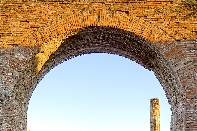 Private Tour in Pompeii Sorrento and Positano - Stop 1: Positano for One Hour of Village Vibes