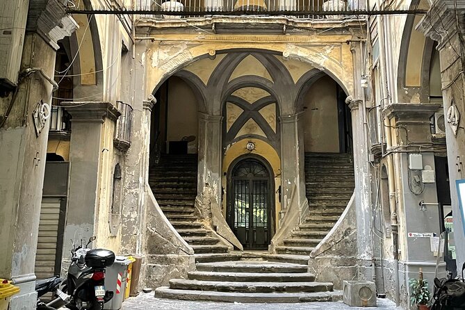 Private tour of Naples with street food tasting - Street food tasting: deep-fried pizza, babà, and espresso