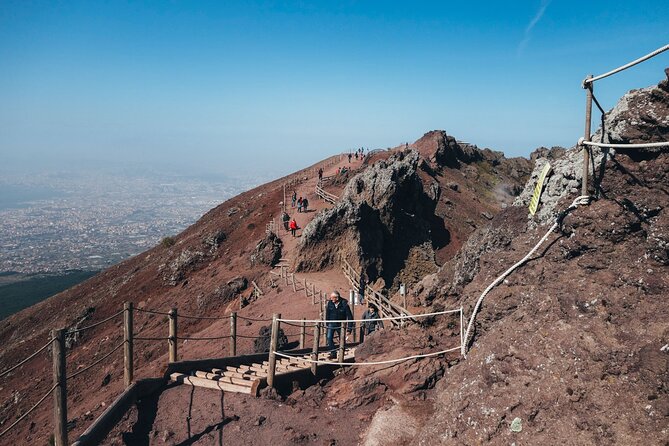 Private Tour of Pompeii, Herculaneum and Vesuvius from Naples - Pompeii time: wander key monuments plus a coral crafts stop