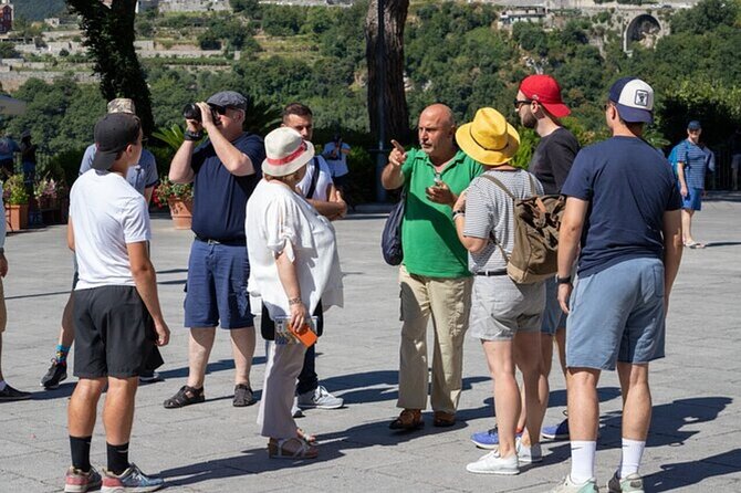 Private Tour to Amalfi Coast and Sorrento from Naples with Driver - Positano in 1 hour: narrow lanes, cliff houses, and smart prioritizing