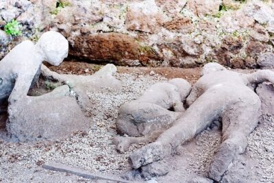 Private Tour to Pompei Sorrento and Positano with English speaking Driver/Guide - Luigi’s Early Start and Clara’s Pompeii Game Plan