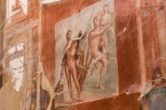 Private tour to Pompeii Herculaneum and Vesuvius - Three Sites, One 8-Hour Naples Morning