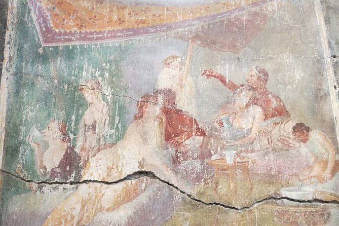Private Tour with Official Guide through the wonders of Pompeii. - Entering Pompeii With an Official Guide and a Real Plan