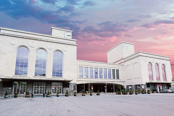 Private Transfer from Naples Airport, Port or Train Station to Naples Center - FAQ