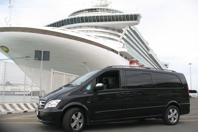 Private transfer from NAPLES to POSITANO or reverse - What the car experience feels like: Mercedes privacy with Wi‑Fi