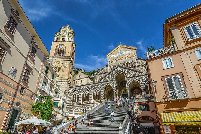 Private Transfer from Naples to Ravello or Amalfi - Safety on winding roads: comfort you can feel from the start