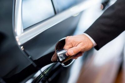 Private Transfer Naples to Amalfi Coast + 2 hours stop in Pompeii - How the Naples Pickup Works (And Why It Matters)