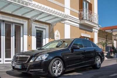 Private Transfer: Positano to Naples or Vice Versa - How the name-board pickup works at airports, ports, and train stations