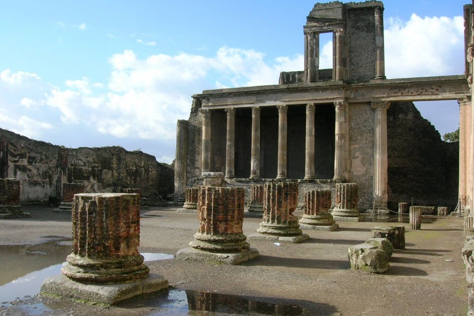 Ruins of Pompeii & the Amalfi Coast: Full-Day Private Tour - What to wear and plan for a smooth 8 hours