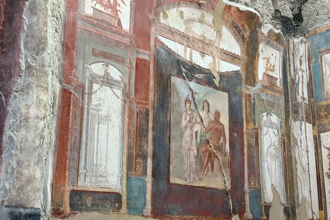 Secret Herculaneum: The Hidden Treasure of Ancient Roman Civilization - Starting at the Herculaneum Ticket Office: setting the pace