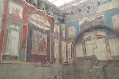 Skip the Line Ancient Herculaneum Walking Tour with Top Rated Guide - Skip-the-line entry at Ercolano Scavi: the calm start you want