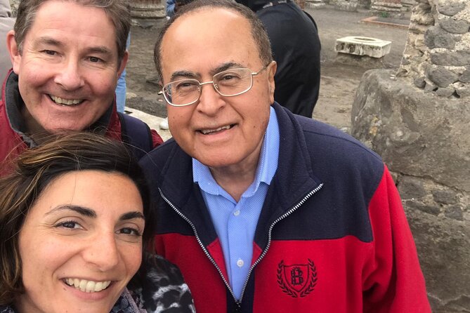 Skip-the-line Exclusive Private Full-Day Complete Ancient Pompeii Guided Tour - Foro di Pompeya: the main market in only 15 minutes