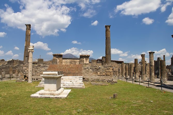 Skip-the-Line Pompeii Guided Tour from Naples - Via delle Ville and the Villa of the Mysteries: A Quieter Route Beyond the City Walls