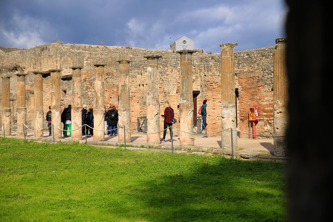 Skip-the-lines Private Tour of Pompeii Including the Theatre the Forum and all Highlights - Why the guides make this tour feel premium
