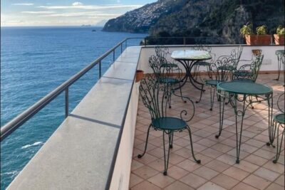 Sorrento Positano Amalfi from Naples - Naples pickup and the small-group ride