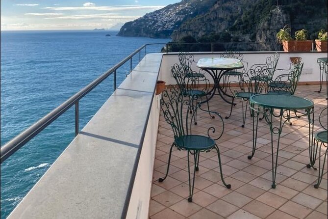 Sorrento Positano Amalfi from Naples - Naples pickup and the small-group ride