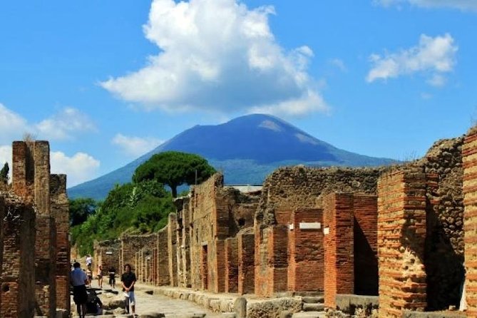 Sorrento Positano and Pompeii - Transport rhythms and why they can make or break the day