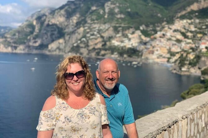 Sorrento private tour from Naples Train Station with Pompeii and Positano - Stop 1: Positano’s cliffside walk to the seashore (and how to enjoy your hour)