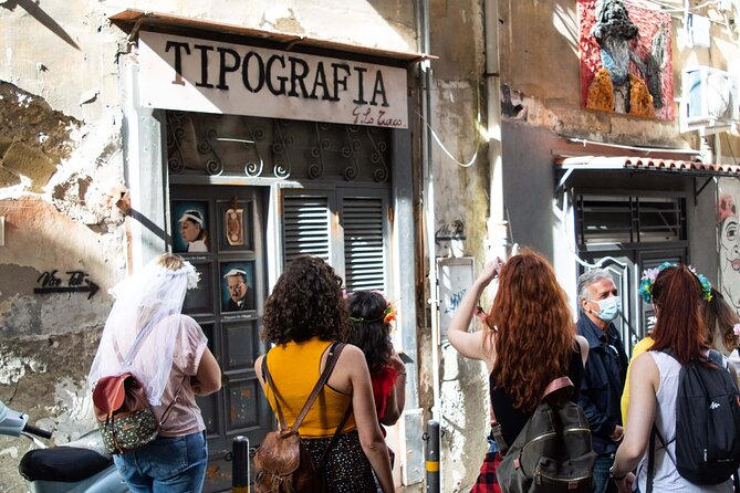 Spanish Quarter of Neaples StreetArt & Traditions, with coffee and babà - Price and value: what $45.66 buys you in real terms