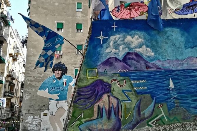 Spanish Quarter of Neaples StreetArt & Traditions, with coffee and babà - Getting comfortable: shoes, stairs, and the weather factor