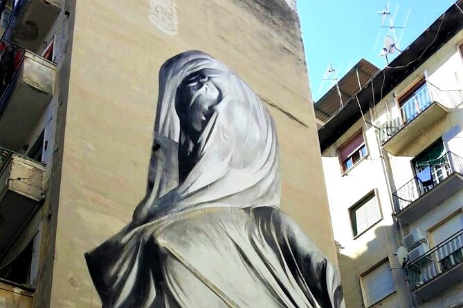 Spanish Quarter of Neaples StreetArt & Traditions, with coffee and babà - Quartieri Spagnoli street art stop: Largo Maradona and the neighborhood’s outdoor gallery
