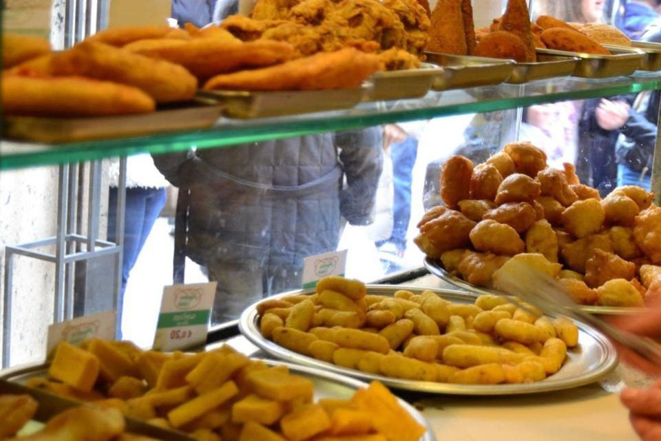 Street food tour: the Neapolitan culinary art - Neapolitan street food is culture you can eat