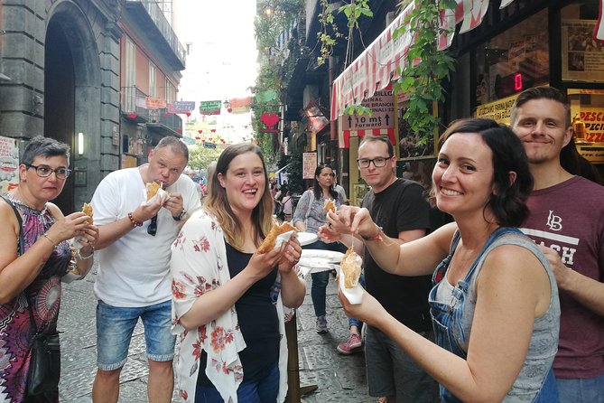 Tasty Naples Street Food Tour of MustEat Gourmet Specialties and MustSee Sites - Spaccanapoli: The Straight Shot Through Naples, Plus Classic Sweets
