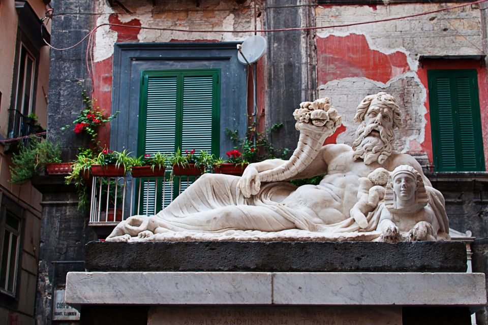 The Best of Naples Private Walking Tour - Gesù Nuovo Church: quick context that makes the architecture feel alive