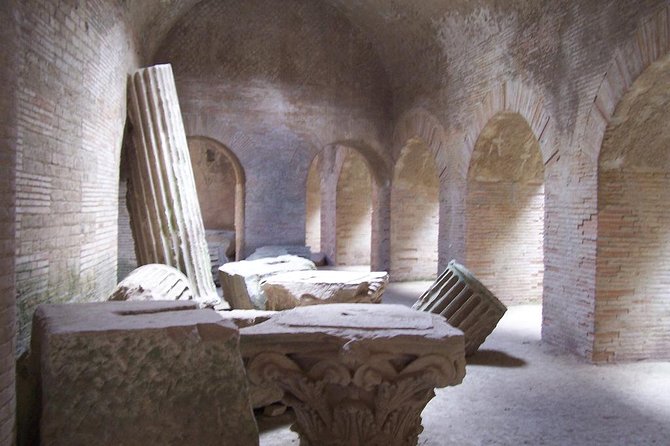 The Phlegrean Fields Discover the ruins of Baia, Cuma and Pozzuoli - Baia’s Alfonso d’Aragona castle: museum time plus terrace panoramas