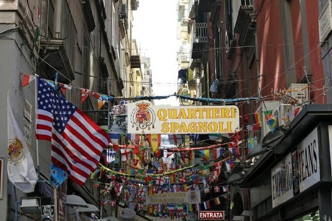 The Spanish Quarters, Street Art and Local Market Tour in Naples - Key points to know