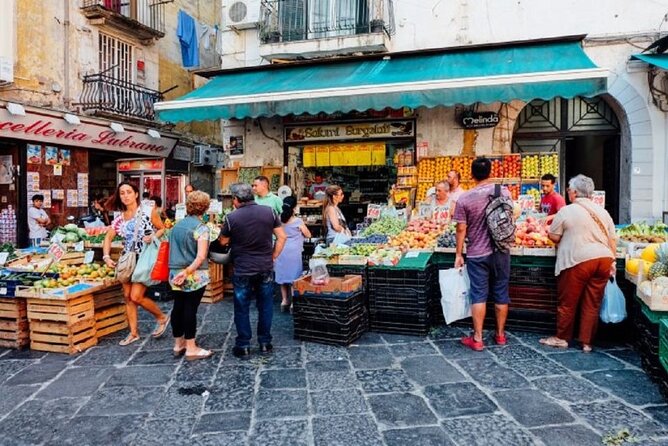 The Spanish Quarters, Street Art and Local Market Tour in Naples - Practical tips for a comfy walk through alleys and stairs